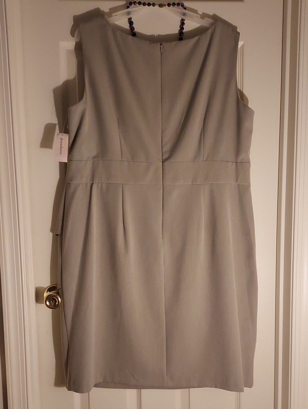 Elegant Sleeveless Layered Sheath Dress - Light Gray. Back Zipper. 42 Inch In L - Picture 2 of 5